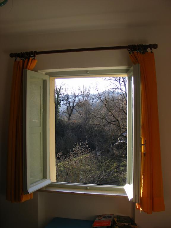 Bed & Breakfast La Gaggiaspina Nocera Umbra Habitación foto